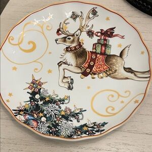 Williams Sonoma White Ceramic set of 4 Christmas plates